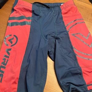 Virus compression shorts for weight lifting. Size Medium